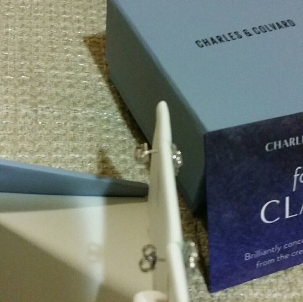 💥Charles & Colvard Moissanite Knot Earrings - Picture 2 of 5